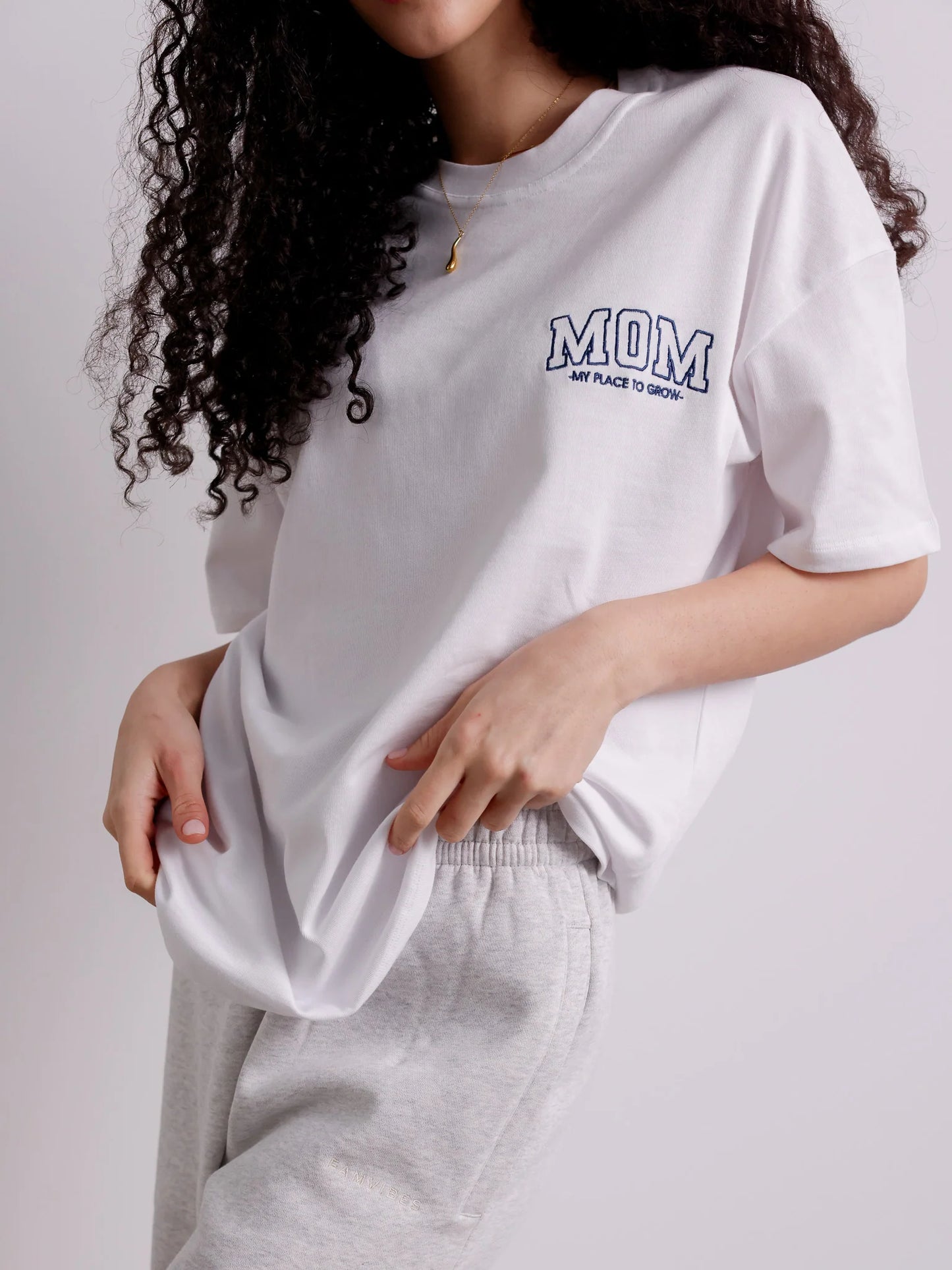 Famvibes T-Shirt "MOM-MY PLACE TO GROW"