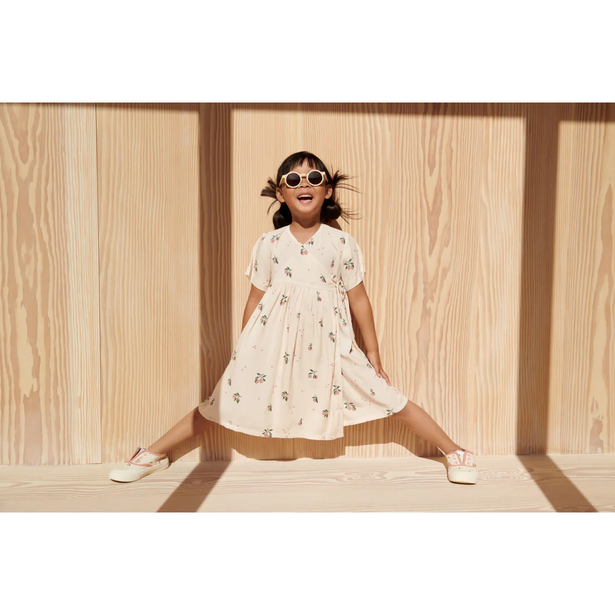 Liewood Junior Sonnenbrille Darla "Peach / Sea Shell"