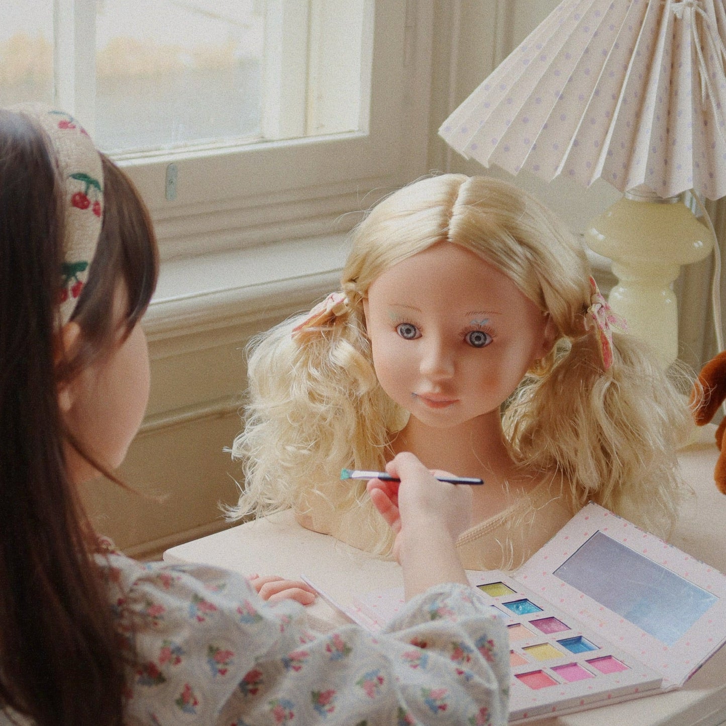 Konges Slojd Lili Make Up Salon