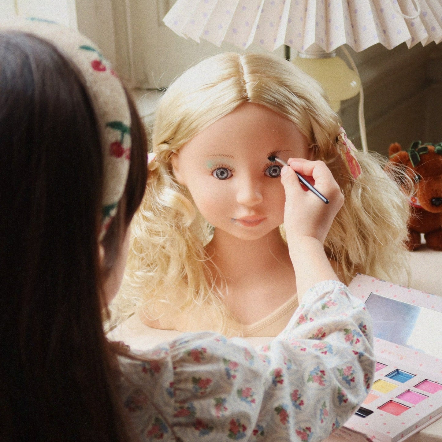 Konges Slojd Lili Make Up Salon