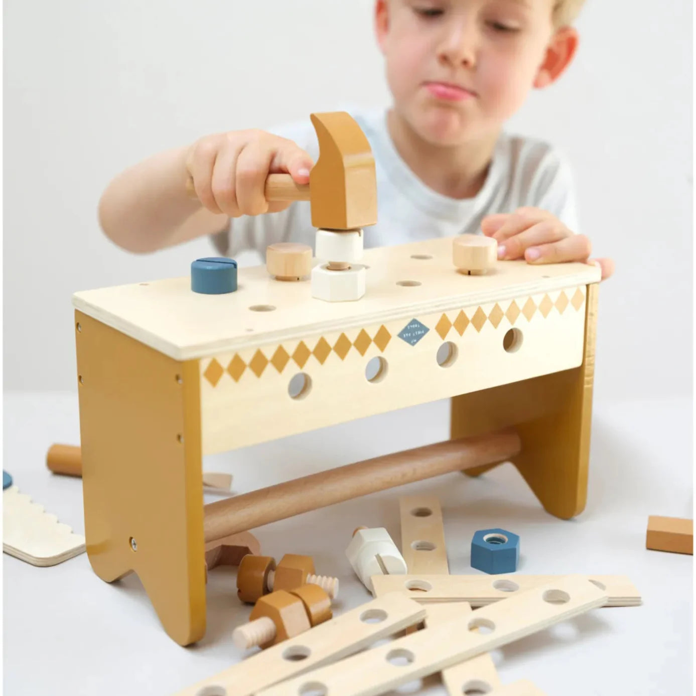SPIELEN UND LERNEN