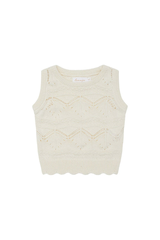 Leevje Stricktop mit Lochstrickmuster