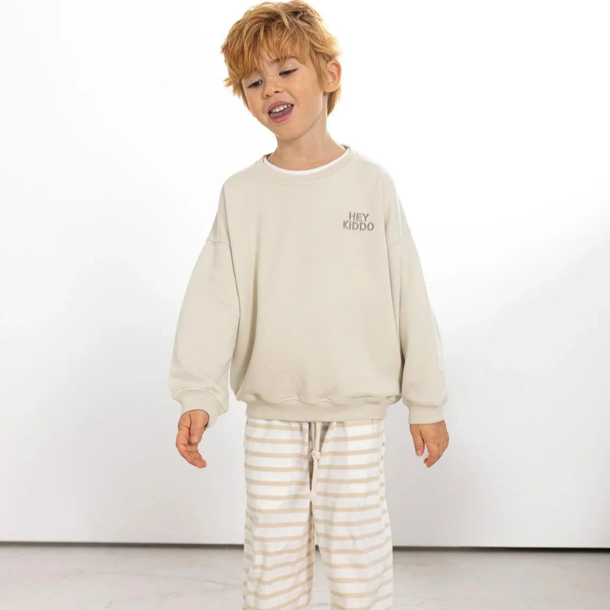 Famvibes Sweater Hey Kiddo