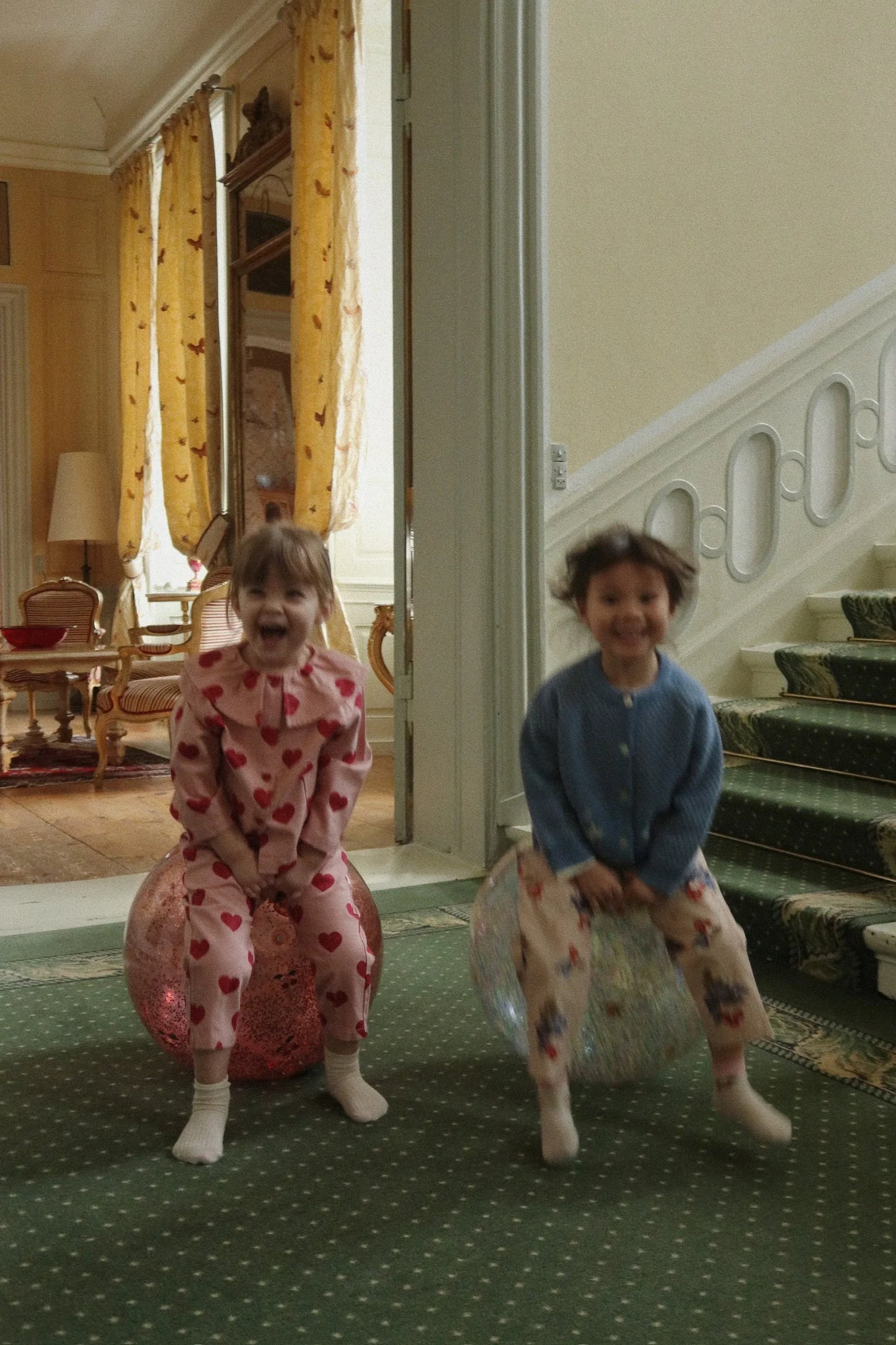 Konges Slojd Glitzernder Hüpfball "Lemon"