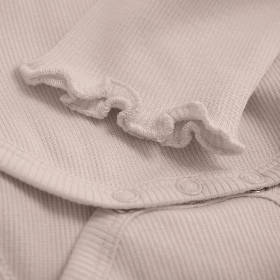 Huttelihut gerippter Langarmbody - Sepia Rose