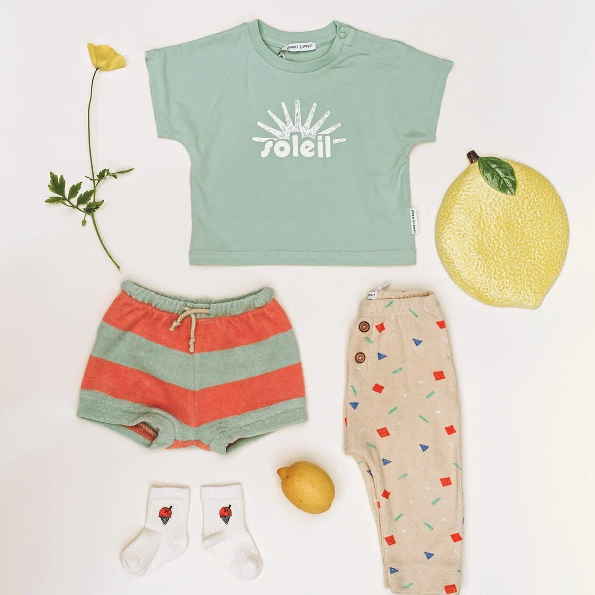 Sproet & Sprout Baby T-Shirt "Silt Green" – Soleil