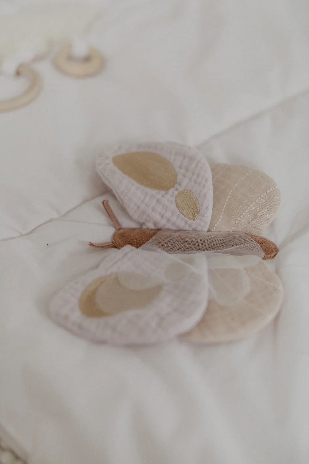 Leevje Activity Decke Butterfly "light pink"