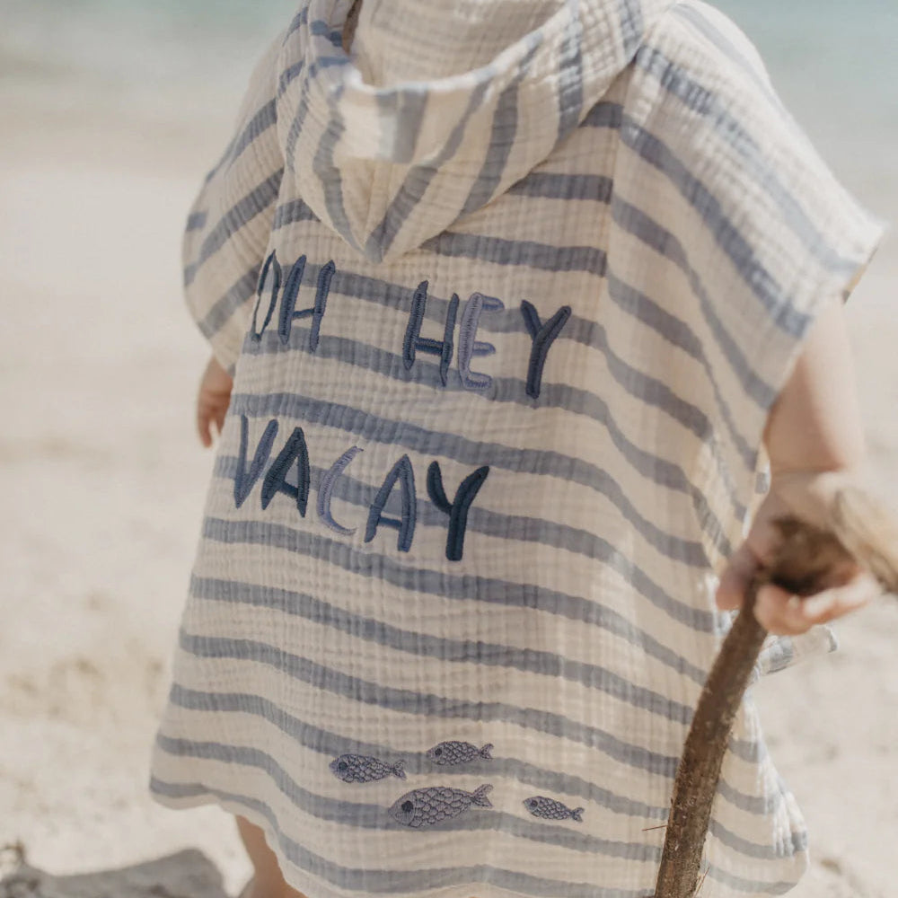Leevje Musselin Poncho "Oh Hey Vacay"