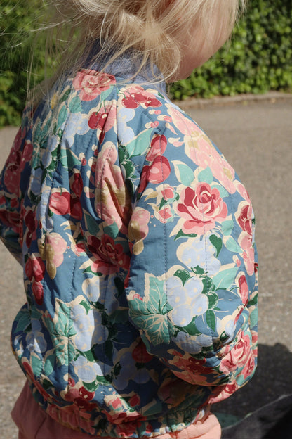 Konges Slojd Bomberjacke Juno "BLOOMIEGRAPE BLUES"